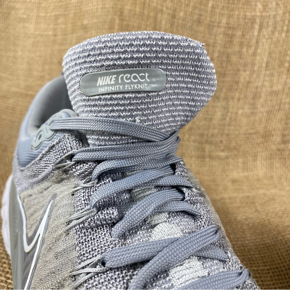 🛑SOLD🛑   Nike Running Shoes React Infinity Run Flyknit Grey White Size 15 - Picture 11 of 11